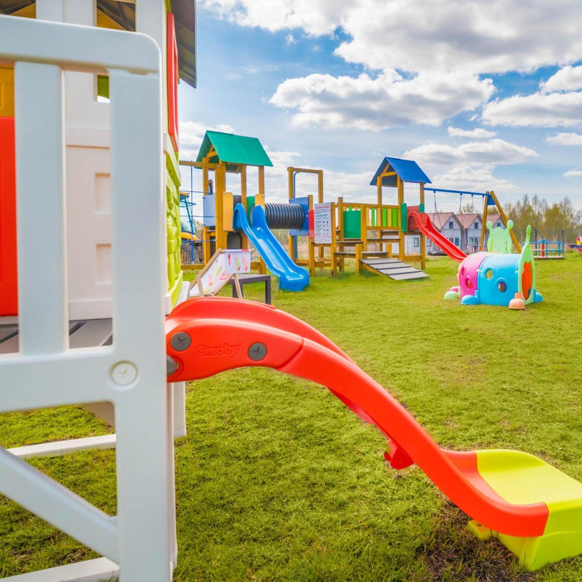 Olivina Park Spa - Domki Z Dostepem Do Krytego Basenu, Saun, Wyzywienia I Atrakcji Dla Dzieci Нехоже Экстерьер фото